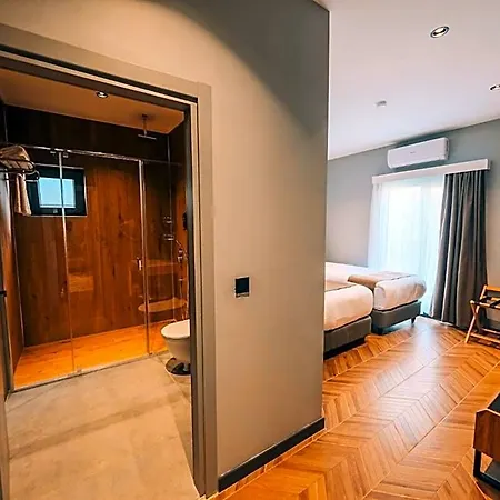 The Park 5*