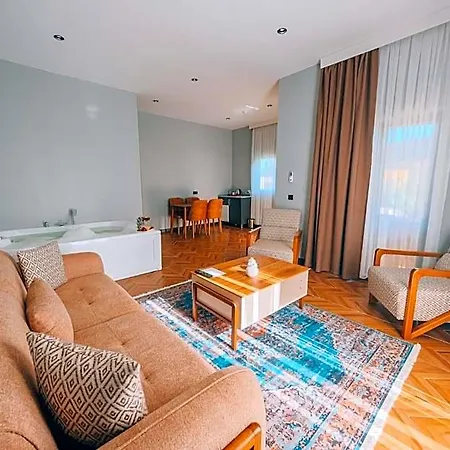 Отель The Park 5*
