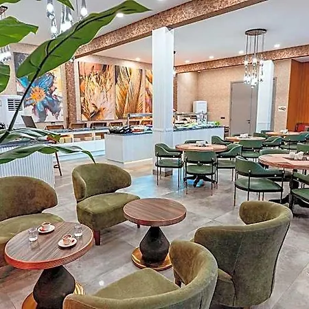 The Park 5*